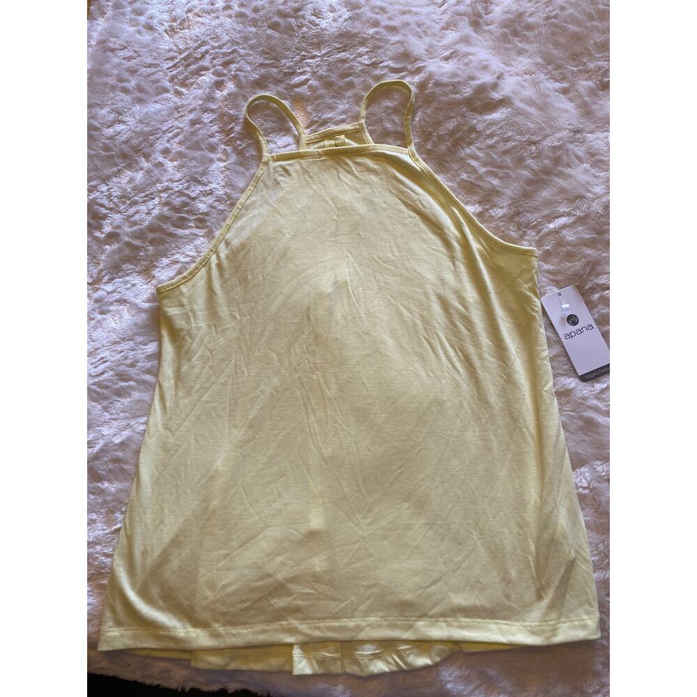 NWT Apana Top. Size M. Yellow